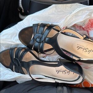 Life Stride Black Strappy Sandals